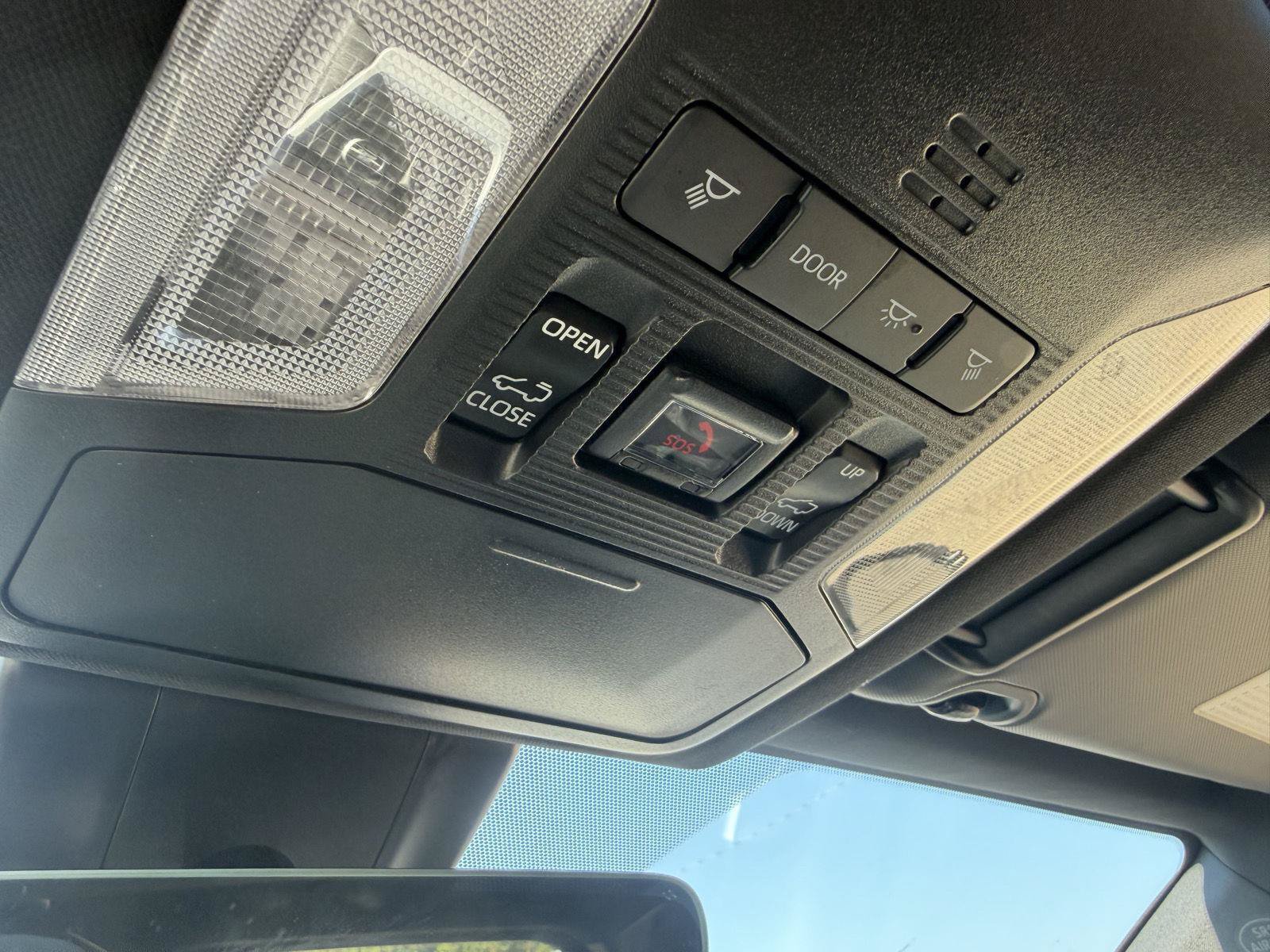 Used 2024 Toyota RAV4 XSE AWD/4WD image 19
