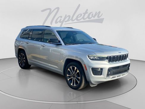 Used 2023 Jeep Grand Cherokee L Overland AWD/4WD image 8