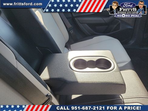 Used 2020 Volkswagen Jetta R-Line w/ R-Line Cold Weather Package FWD image 17