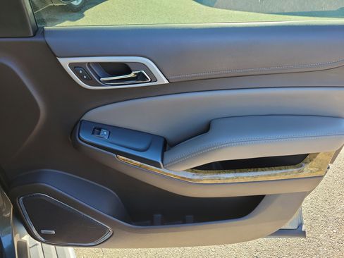 Used 2017 GMC Yukon Denali w/ Open Road Package image 10