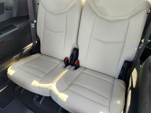 Used 2021 Cadillac XT6 Sport image 38