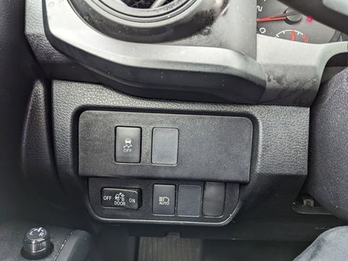 Used 2021 Toyota Tacoma SR image 43