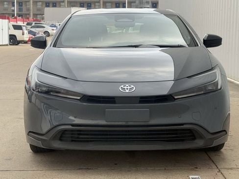 Used 2024 Toyota Prius LE image 7