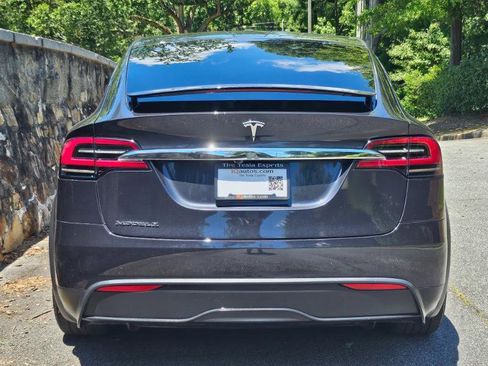 Used 2023 Tesla Model X AWD/4WD image 9