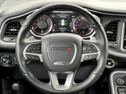 Used 2018 Dodge Challenger R/T Scat Pack w/ Leather Interior Group image 25