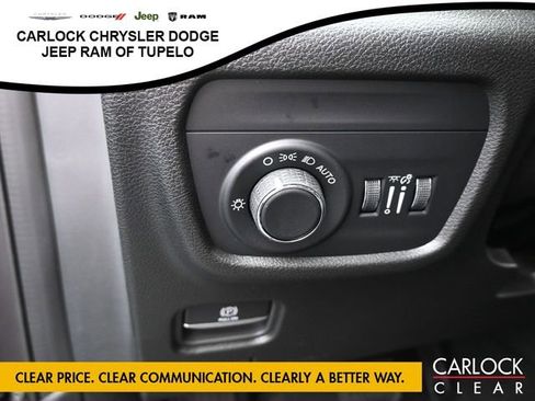 New 2025 Jeep Grand Cherokee Altitude image 14