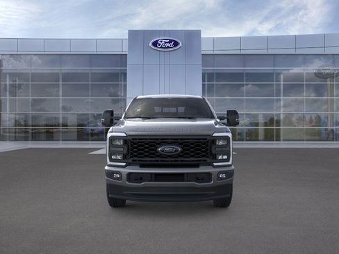 New 2025 Ford F350 Lariat w/ Black Appearance Package image 6
