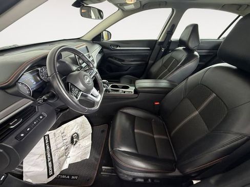Used 2024 Nissan Altima 2.5 SR AWD/4WD image 9