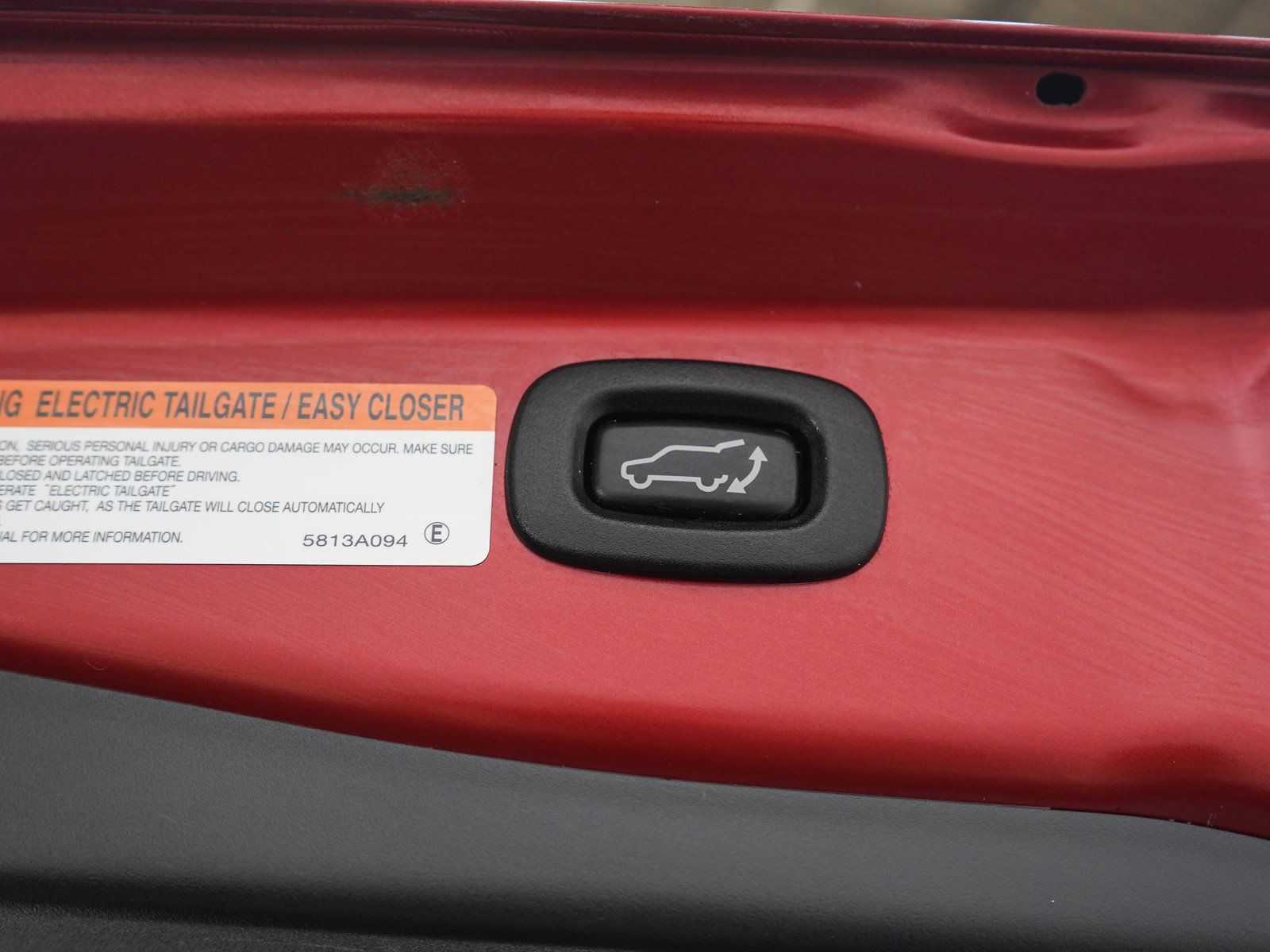 Used 2018 Mitsubishi Outlander 4WD Plug-In Hybrid image 11