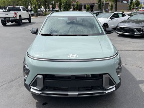Used 2026 Hyundai Kona SEL Premium AWD/4WD image 3