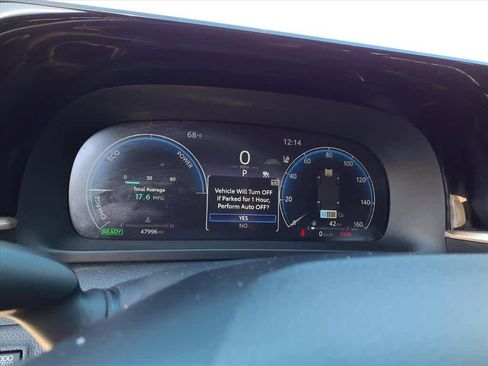 Certified 2023 Toyota Crown XLE image 12