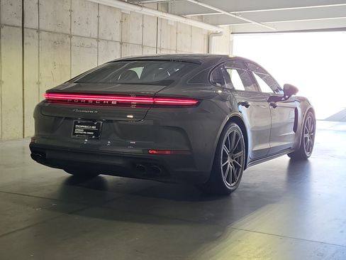 Certified 2025 Porsche Panamera 4 AWD/4WD image 11