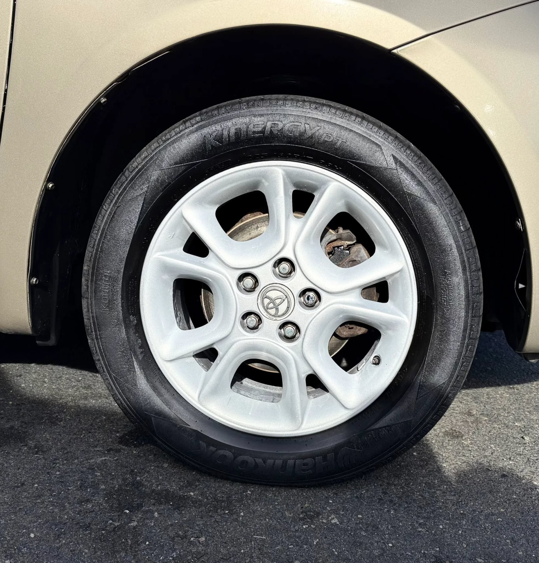 Used 2004 Toyota Sienna XLE w/ XLE Pkg 12 FWD image 43