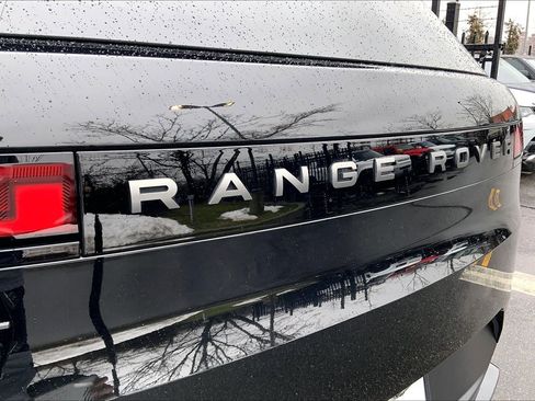 Used 2024 Land Rover Range Rover Sport SE image 9