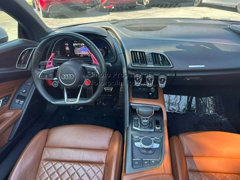 Used 2021 Audi R8 V10 w/ Premium Package RWD image 21