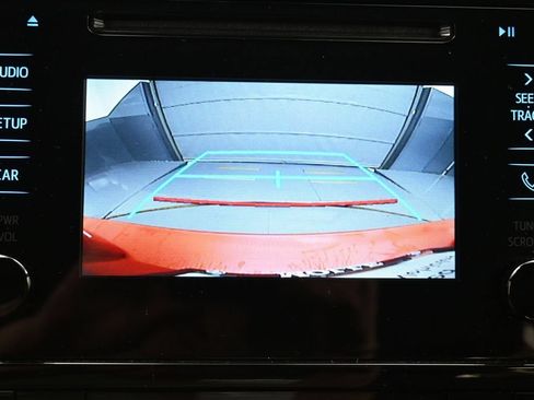 Certified 2019 Toyota Prius XLE AWD/4WD image 20