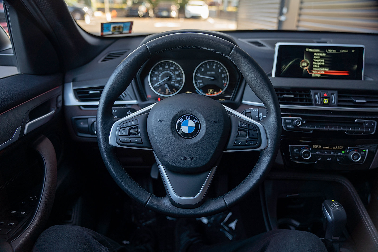 Used 2017 BMW X1 xDrive28i AWD/4WD image 6