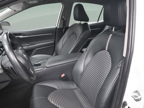 Certified 2024 Toyota Camry SE FWD image 33