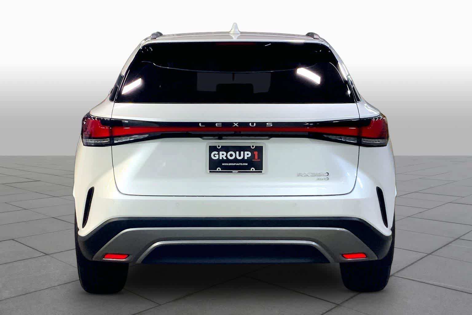 New 2026 Lexus RX 350 AWD w/ Convenience Package image 4