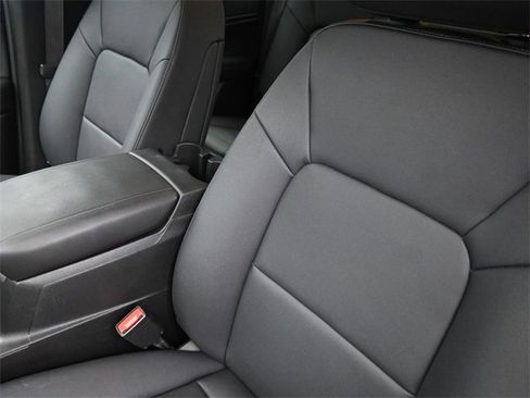 Used 2024 Chevrolet Colorado LT w/ LT Convenience Package III image 17