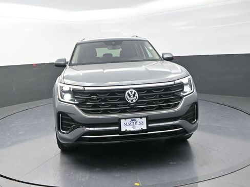 New 2026 Volkswagen Atlas SEL Premium R-Line AWD/4WD image 2