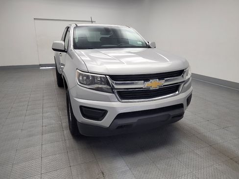 Used 2020 Chevrolet Colorado W/T w/ WT Convenience Package AWD/4WD image 14