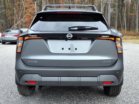 New 2026 Nissan Kicks SV w/ Cold Weather Package image 5