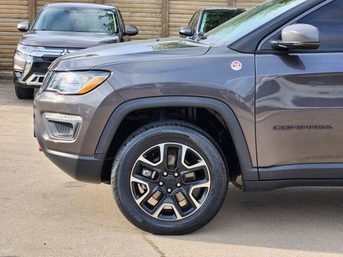 Used 2021 Jeep Compass Trailhawk image 16