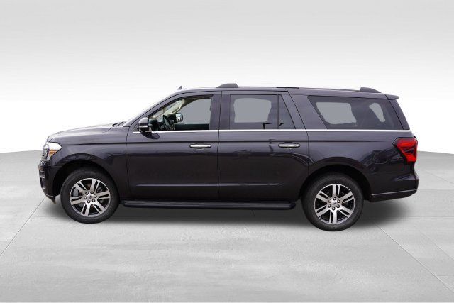 Used 2024 Ford Expedition Max Limited AWD/4WD image 9