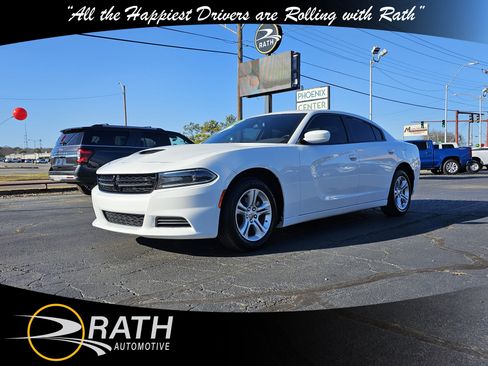 Used 2022 Dodge Charger SXT image 1