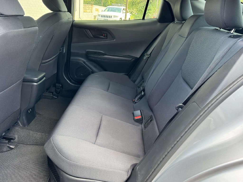 Used 2026 Toyota Prius LE FWD image 17