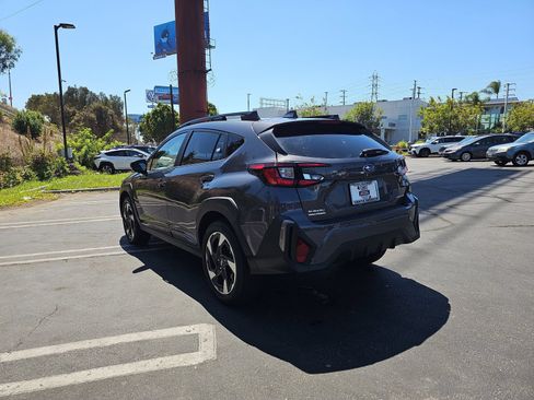 Used 2024 Subaru Crosstrek 2.5i Limited AWD/4WD image 5
