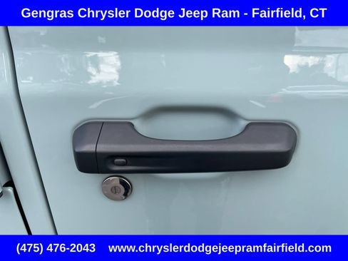 Used 2024 Jeep Wrangler Unlimited Sahara w/ Dual Top Group AWD/4WD image 17