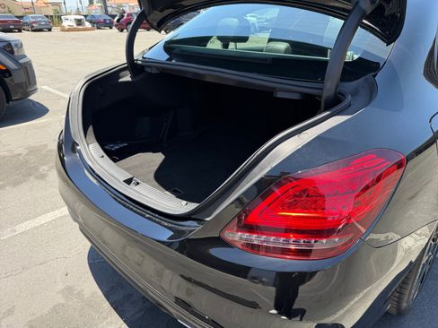 Used 2019 Mercedes-Benz C 300 Sedan image 17