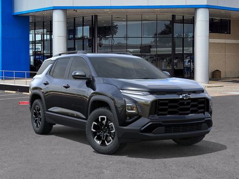 New 2026 Chevrolet Equinox ACTIV w/ Convenience Package III image 7