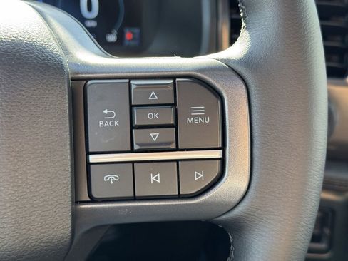 Used 2025 Ford F150 Lightning Lariat image 18