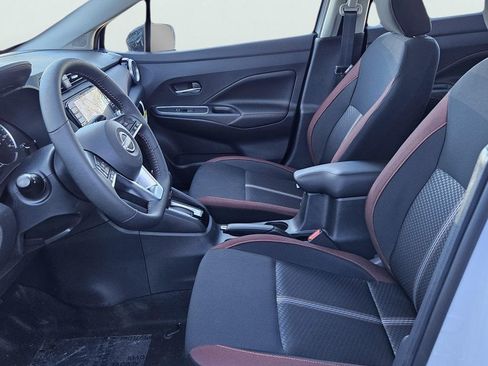 New 2025 Nissan Versa SR w/ Trunk Package image 10