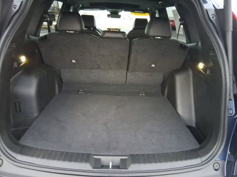 Used 2025 Honda CR-V Sport Touring image 9