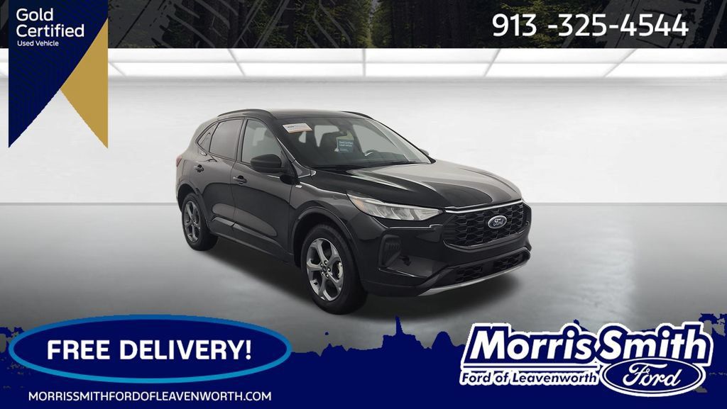 Used 2024 Ford Escape ST-Line w/ Tech Pack #1 AWD/4WD image 1