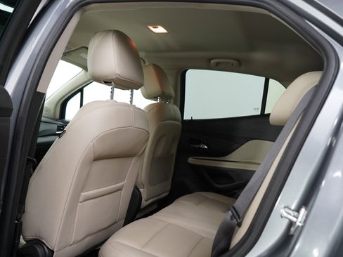 Used 2019 Buick Encore Essence w/ Safety Package II FWD image 17