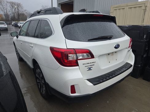 Used 2016 Subaru Outback 2.5i Limited image 7