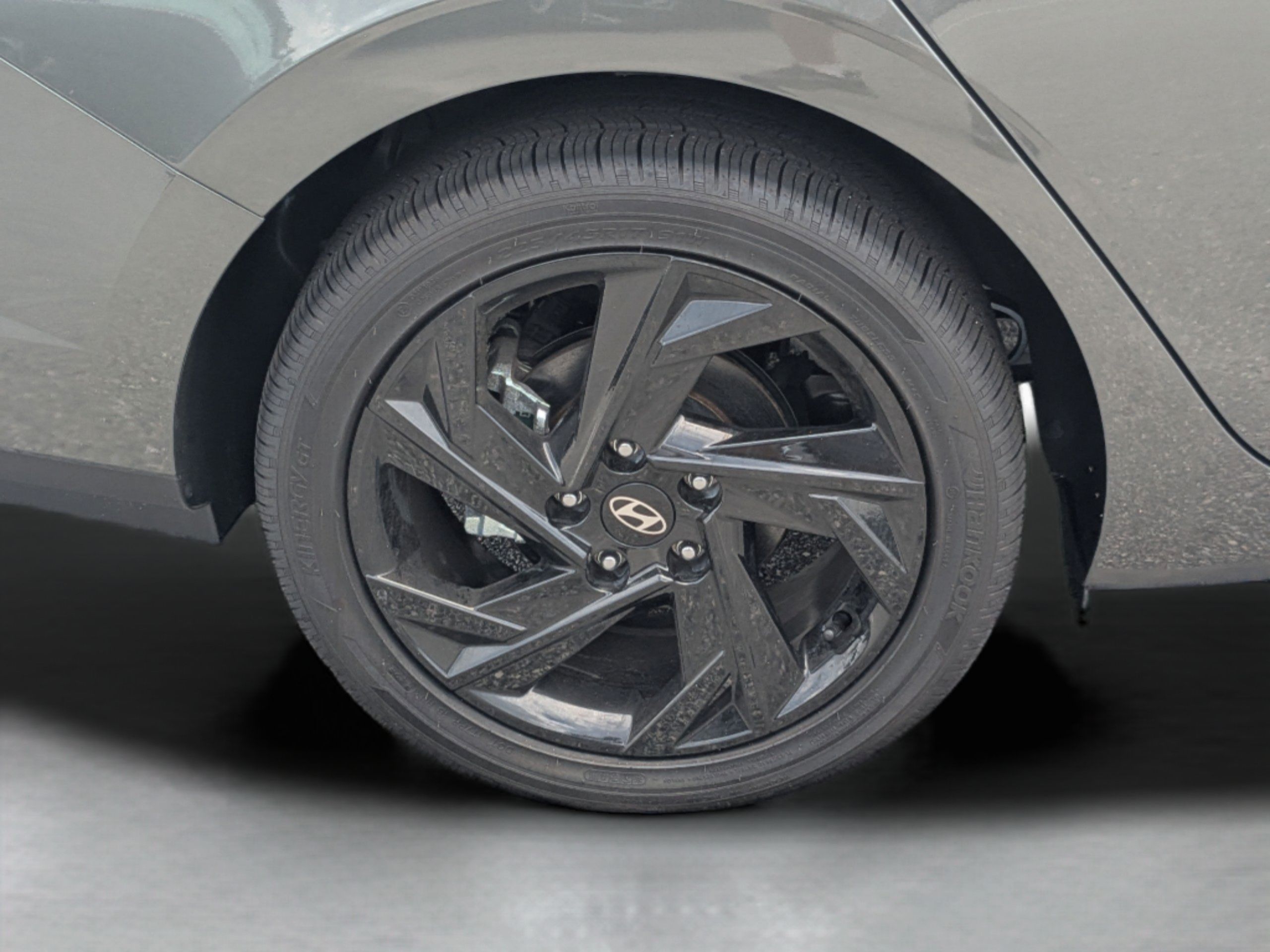New 2026 Hyundai Elantra SEL Sport FWD image 13