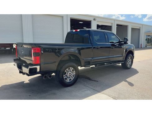 Used 2024 Ford F250 Lariat AWD/4WD image 8