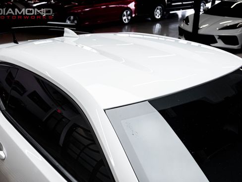 Used 2019 Chevrolet Camaro ZL1 image 30