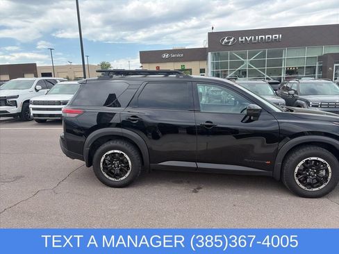 Used 2024 Nissan Pathfinder Rock Creek AWD/4WD image 7