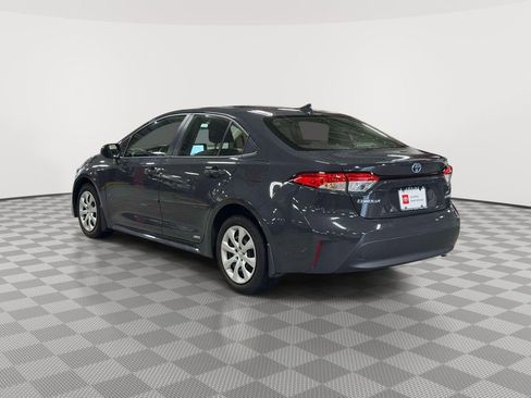 Used 2023 Toyota Corolla LE AWD/4WD image 5