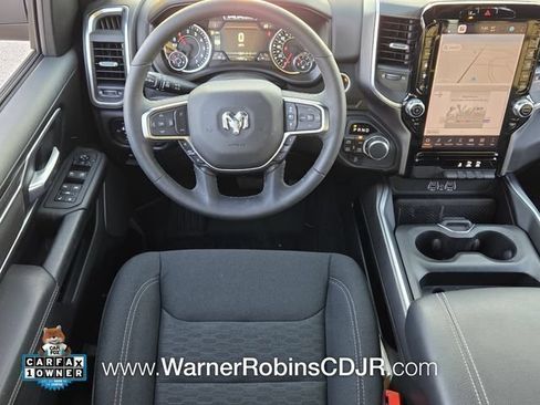 Used 2025 RAM 1500 Big Horn AWD/4WD image 7