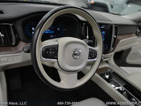 Used 2022 Volvo XC60 T8 Inscription Expression w/ Advanced Package image 27