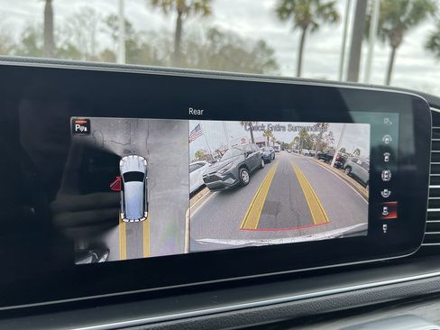 Used 2023 Mercedes-Benz GLS 450 4MATIC image 25