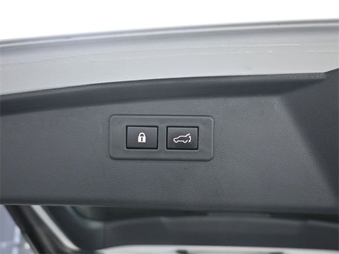 Used 2022 Subaru Outback Limited image 27